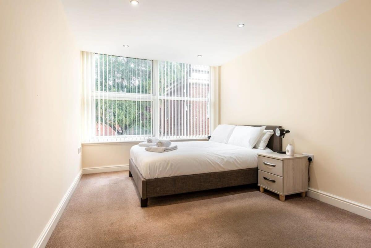 Bright 1 Bedroom Budget Flat In Central Pontefract Luaran gambar