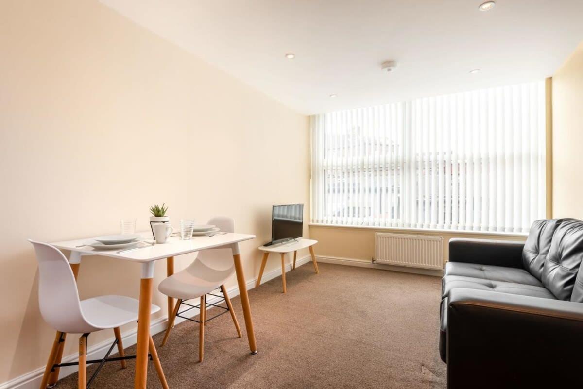 Bright 1 Bedroom Budget Flat In Central Pontefract Luaran gambar