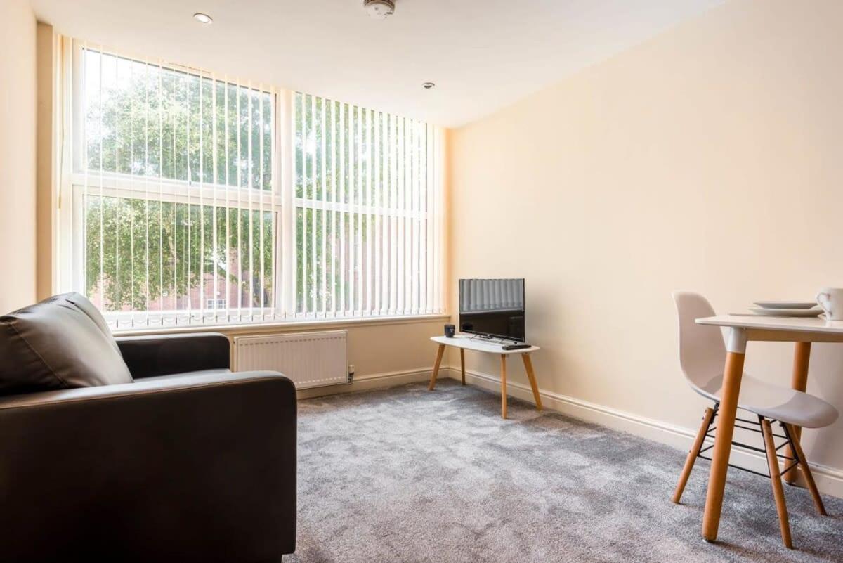 Bright 1 Bedroom Budget Flat In Central Pontefract Luaran gambar